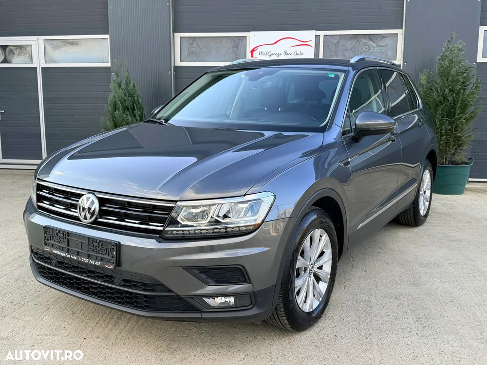 Volkswagen Tiguan - 11