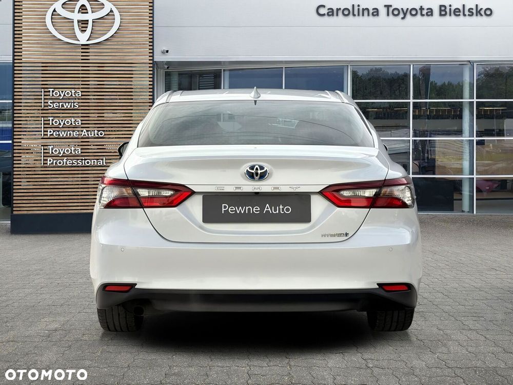Toyota Camry 2023 photo 4