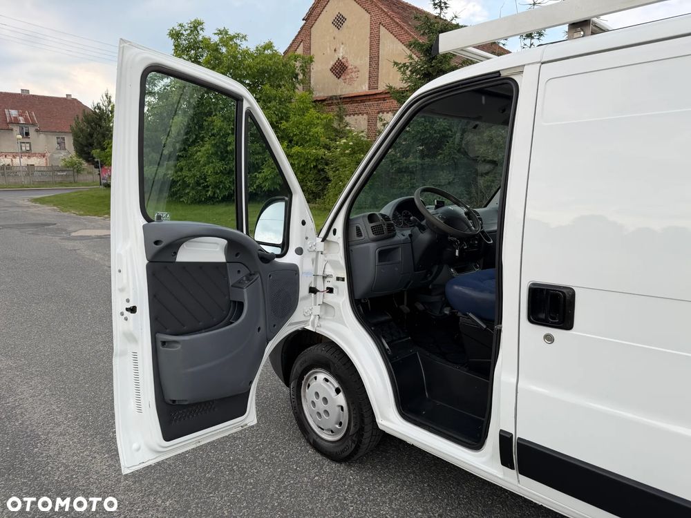 Peugeot Boxer * 2.2 / 100KM * L1H1 * Bagażnik dachowy * Hak * - 26