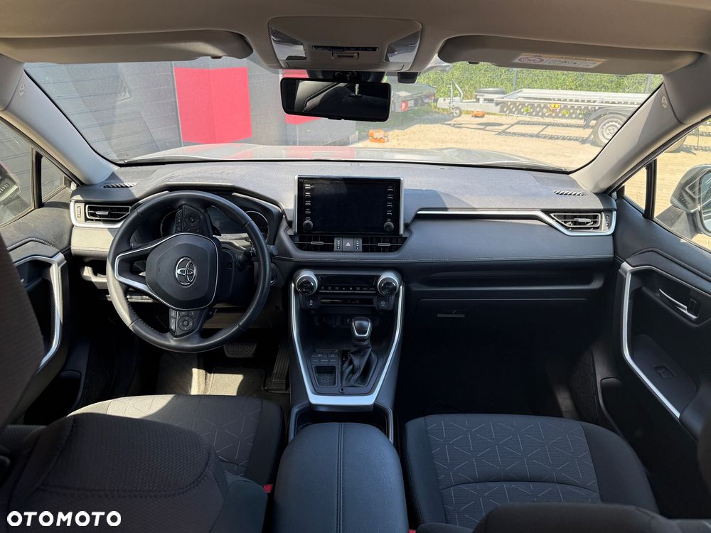 Toyota RAV4 - 22