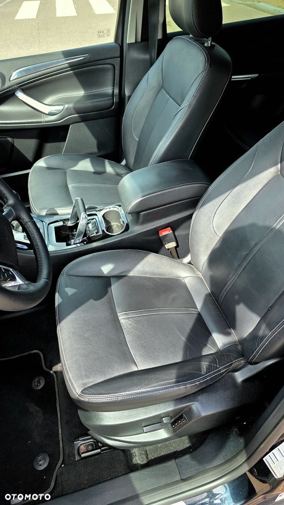 Ford S-Max 2.0 TDCi DPF Titanium X - 14