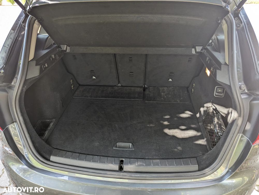 BMW Seria 2 216d - 9