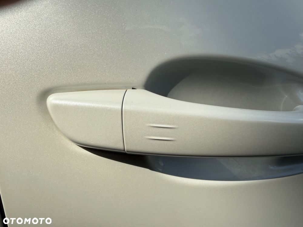 Peugeot 5008 PureTech 130 EAT8 Stop & Start Allure Pack - 13