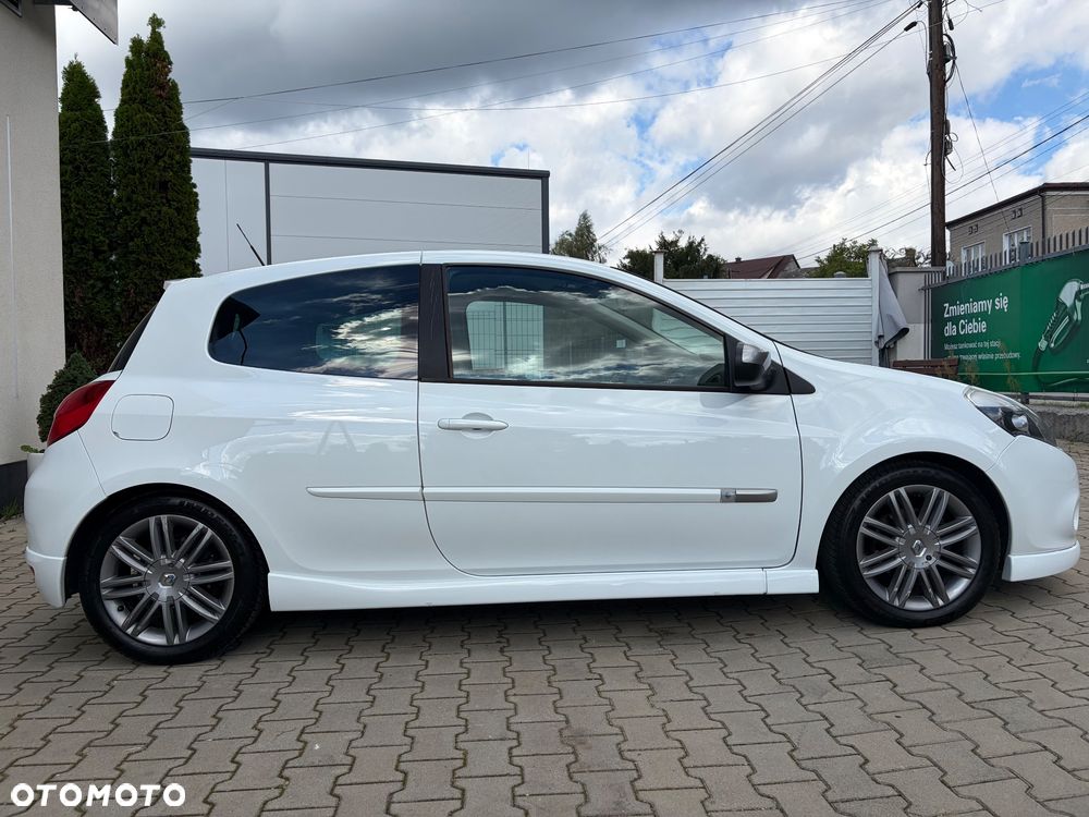 Renault Clio 1.6 16V 130 GT - 6