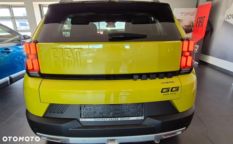 Fiat Grande Panda ver-1-2-mhev-la-prima-edct - 10