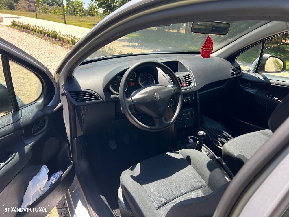 Peugeot 207 1.4 HDi Sport - 9