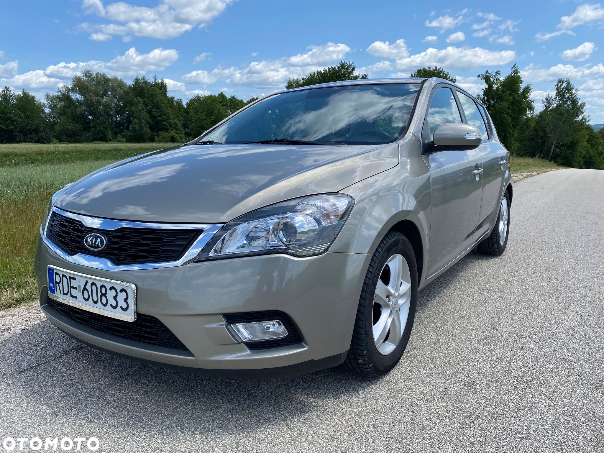 Kia Ceed - 1