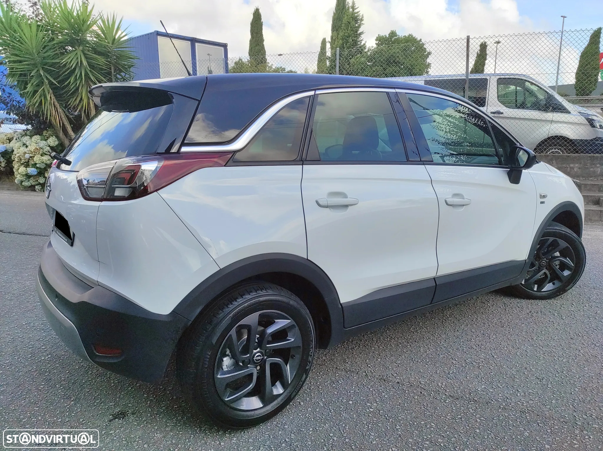 Opel Crossland X 1.2 120 Anos - 4