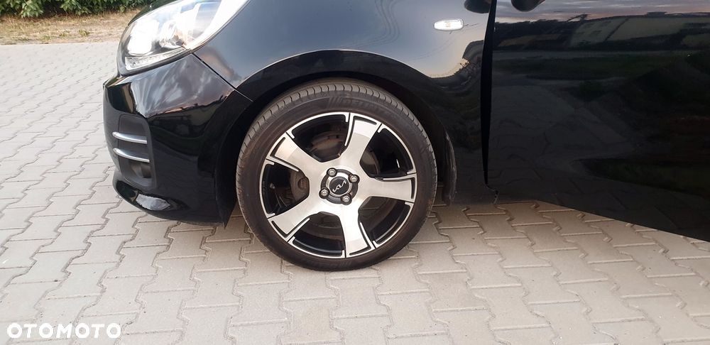 Kia Rio 1.2 Spirit - 11