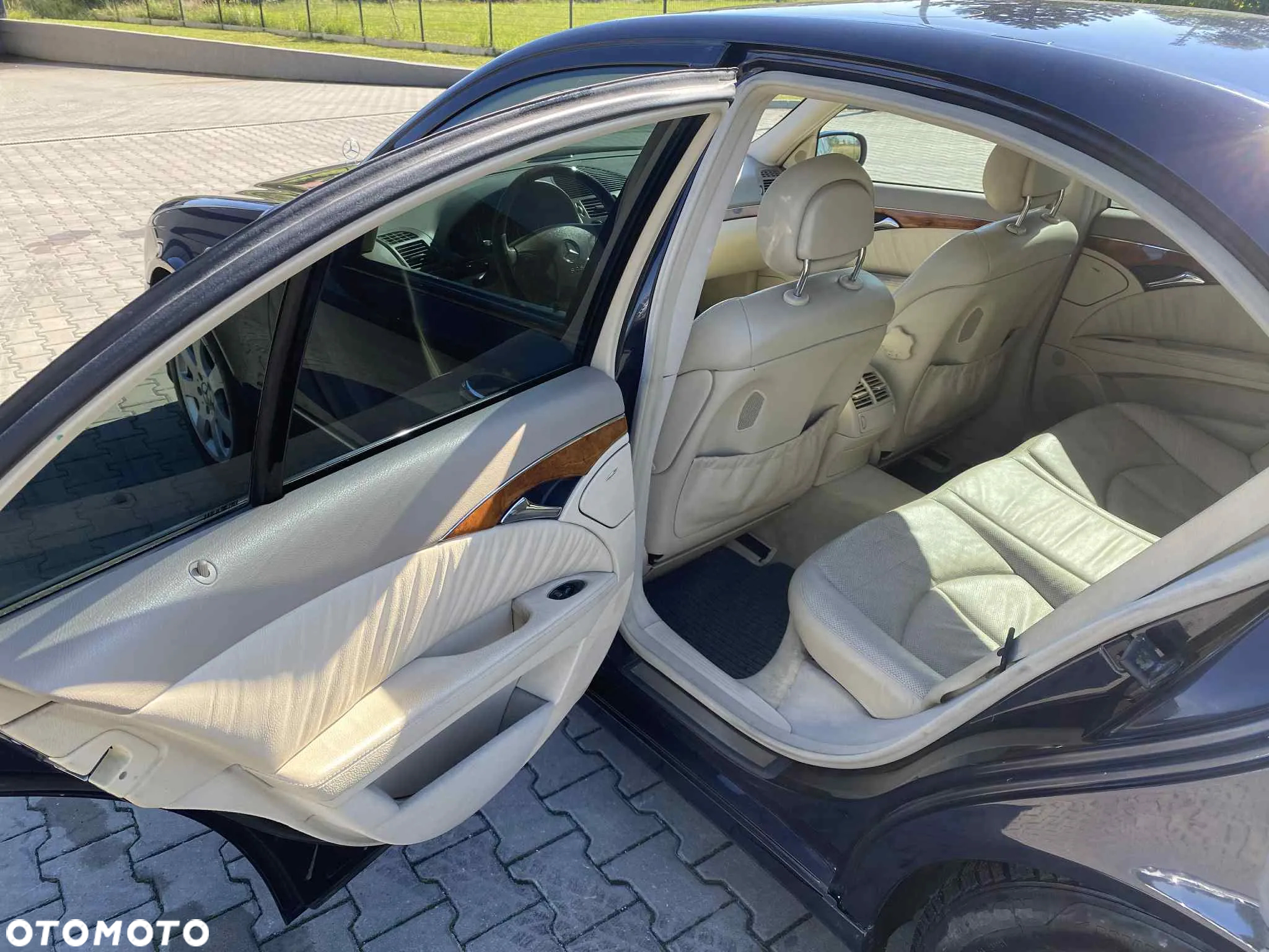 Mercedes-Benz Klasa E 240 4-Matic T Elegance - 11