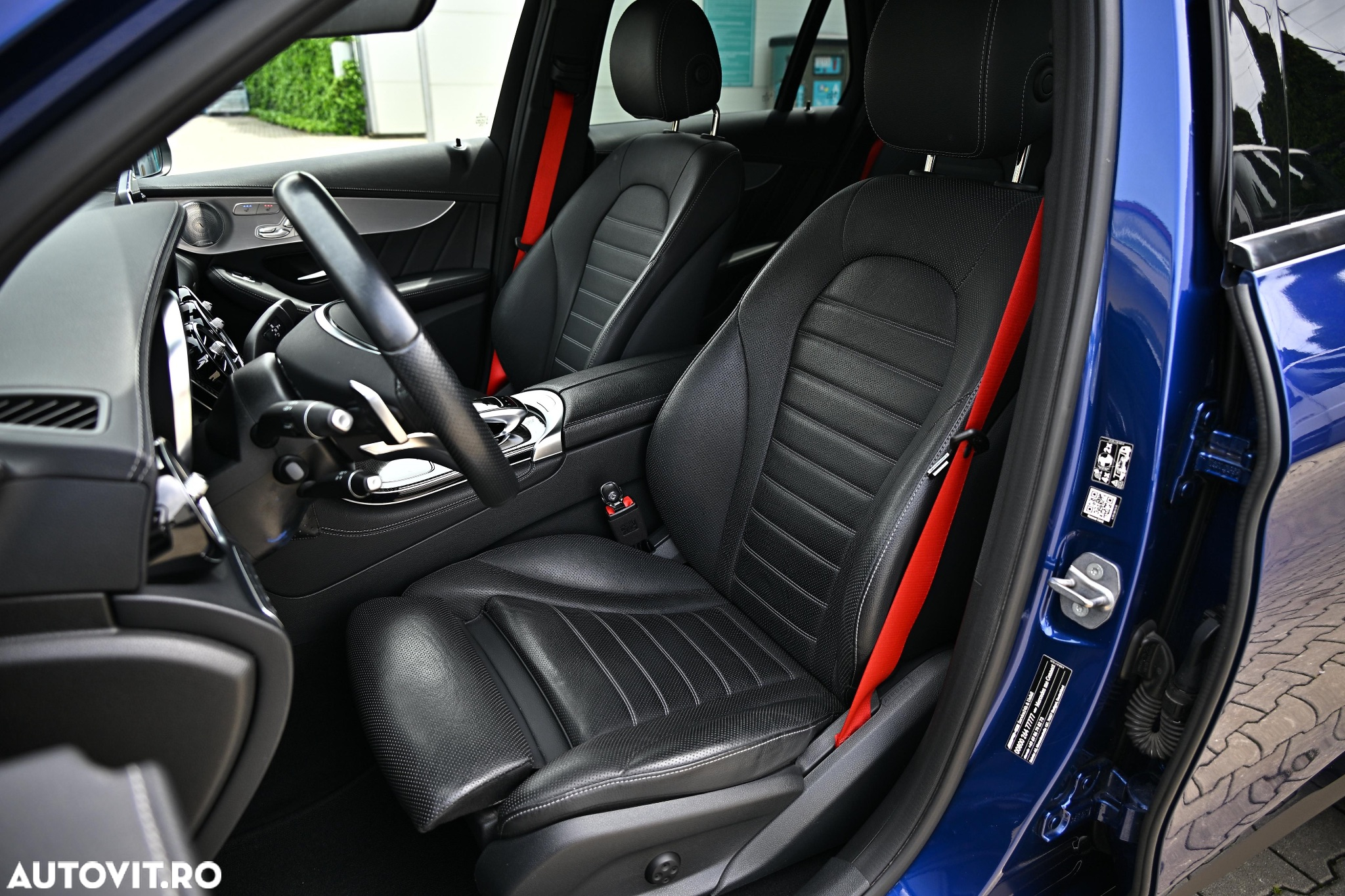 Mercedes-Benz GLC 43 AMG 4MATIC - 25