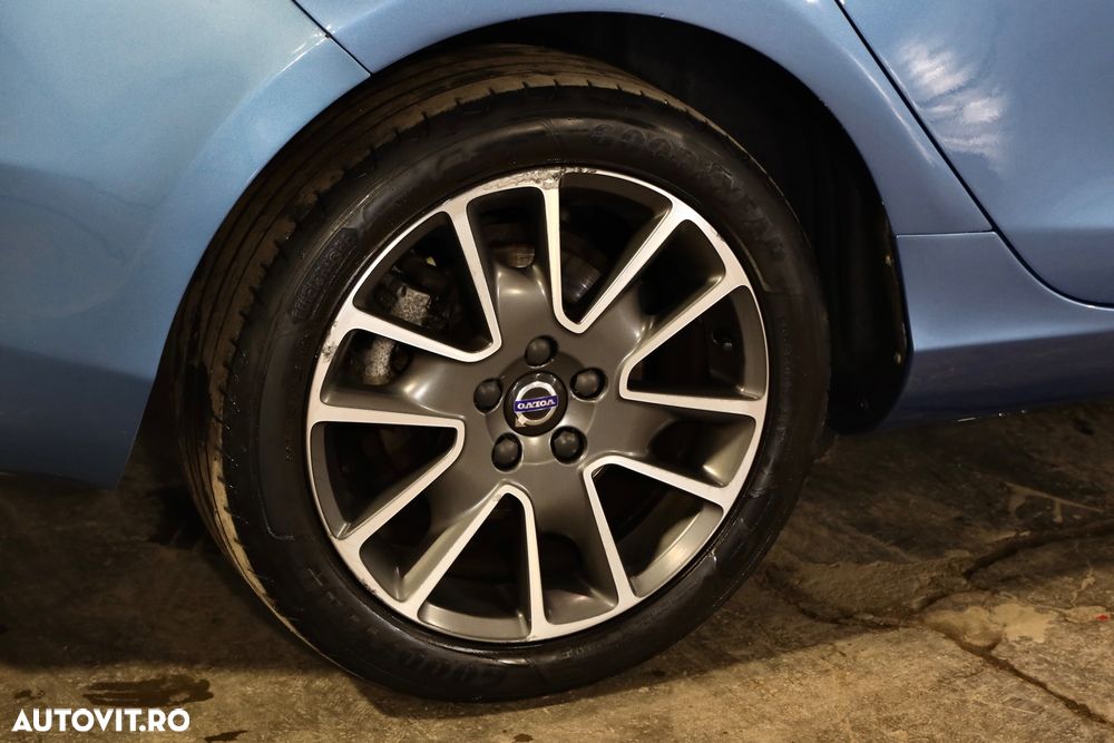 Volvo V40 D2 RDesign - 36