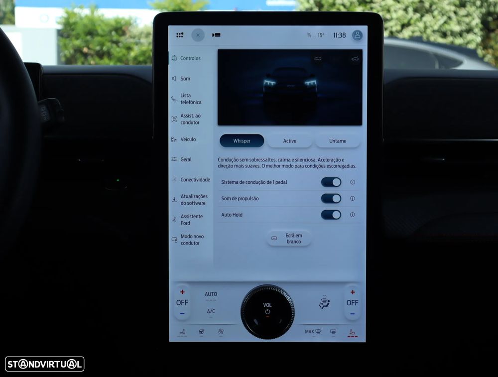 Ford Mustang Mach-E AWD PREMIUM - 45