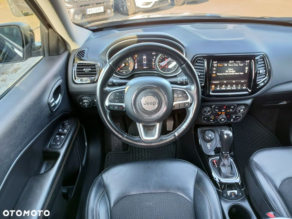 Jeep Compass - 22