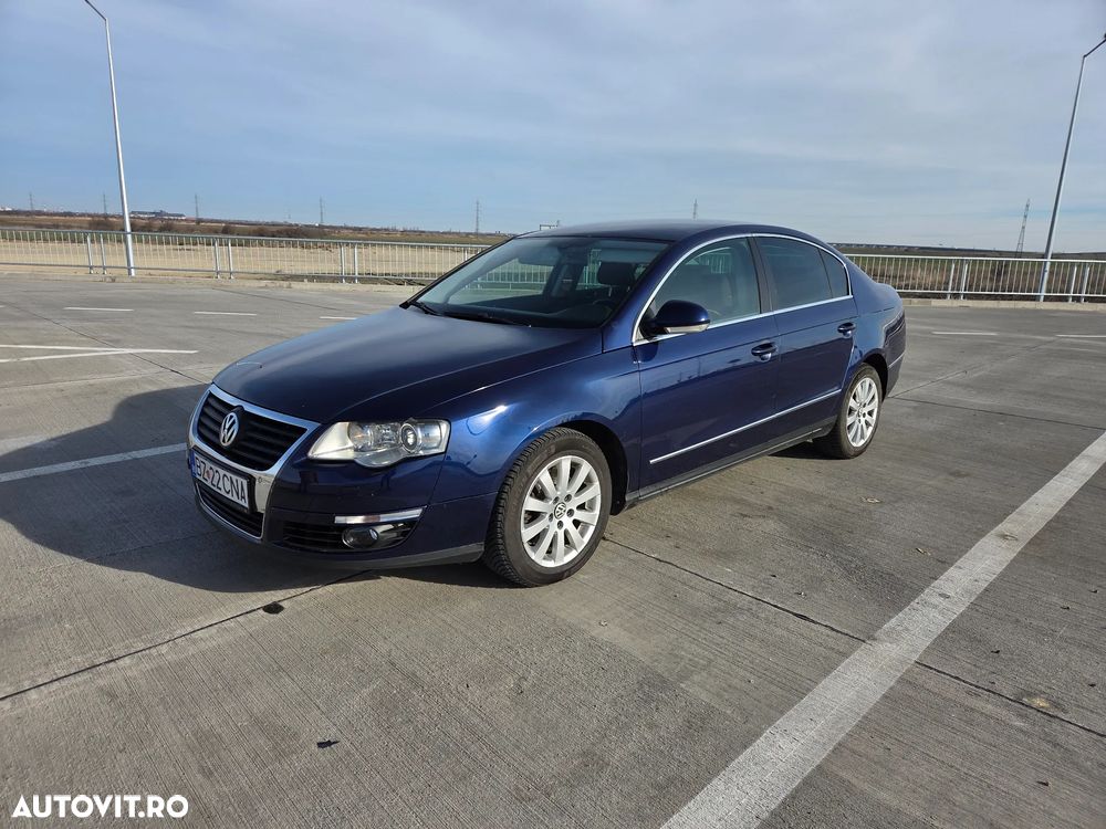 Volkswagen Passat 2.0TDI Comfortline DPF DSG - 1