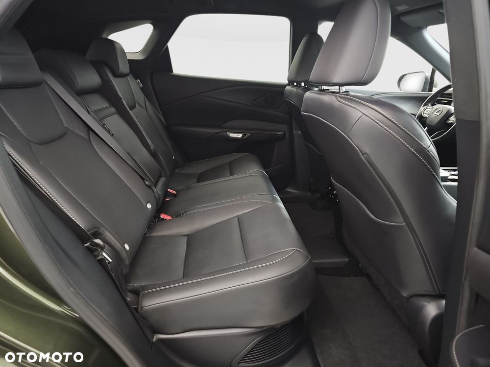 Lexus RX 450h+ Prestige - 40