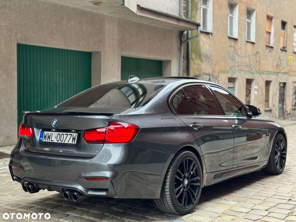 BMW Seria 3 328i Sport Line - 5