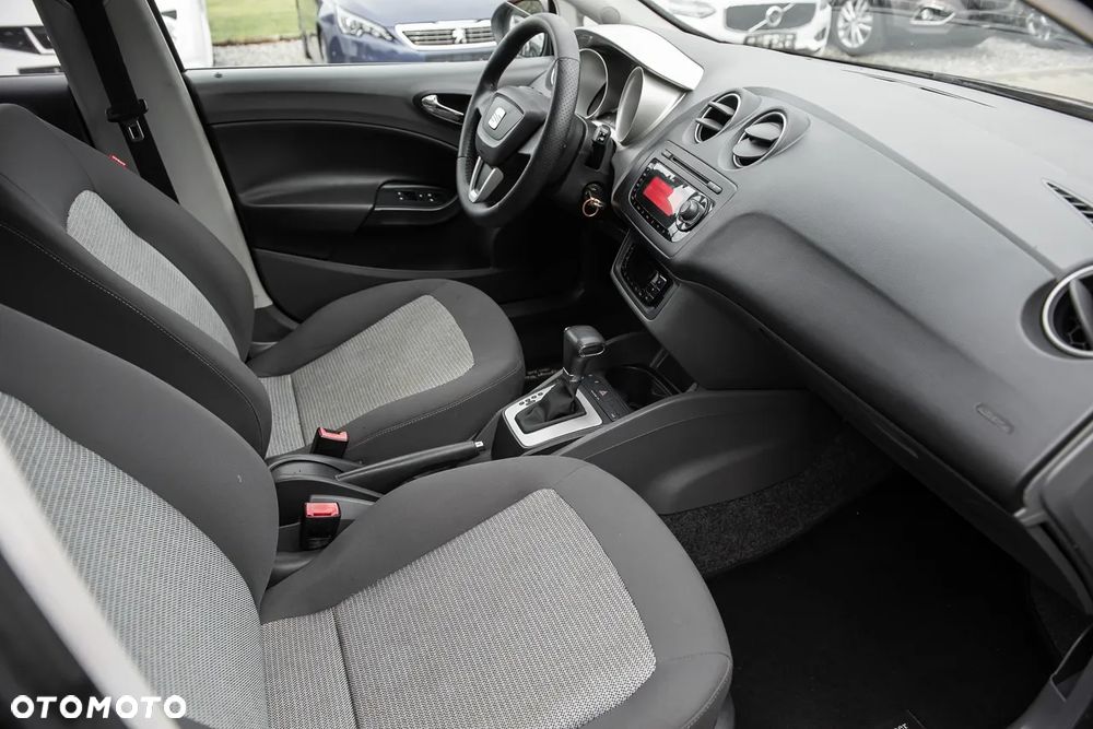 Seat Ibiza 1.6 16V Sport DSG - 20