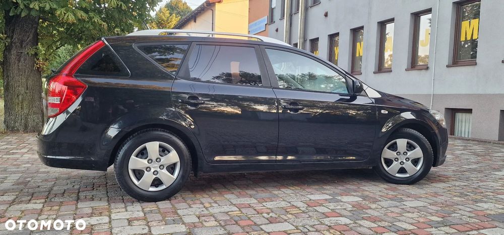 Kia Ceed 1.4 Comfort + - 7