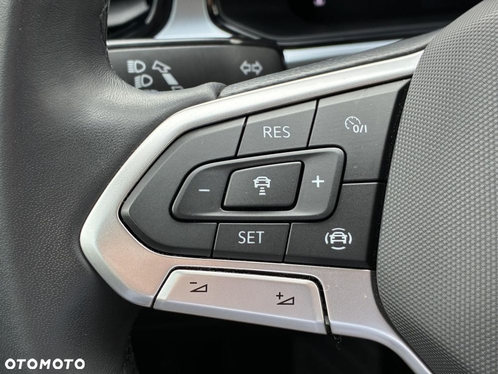 Volkswagen T-Roc 1.5 TSI Life Plus - 18
