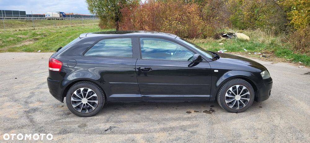 Audi A3 3-drzwiowe 2.0 TDI Ambiente - 7