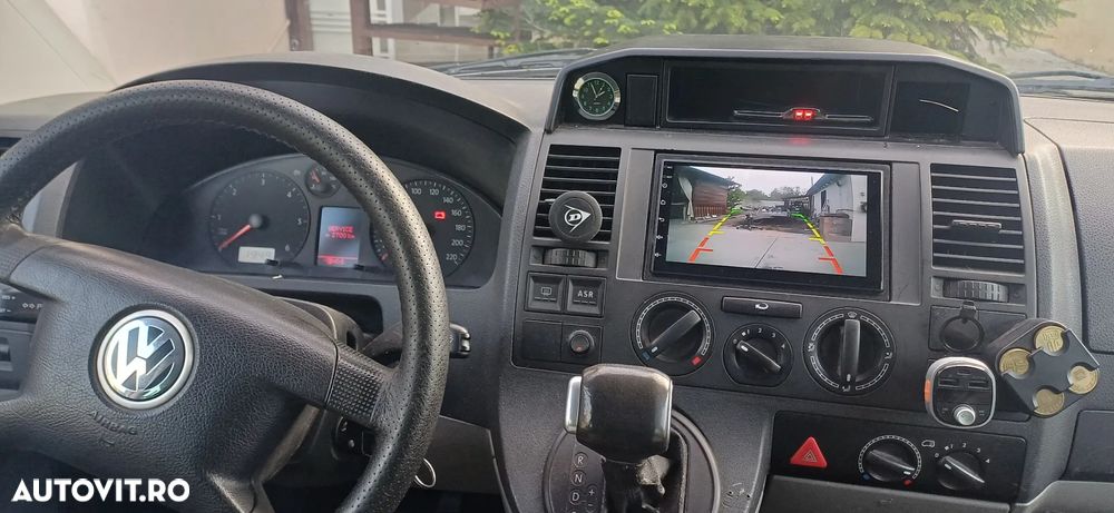 Volkswagen Transporter - 9