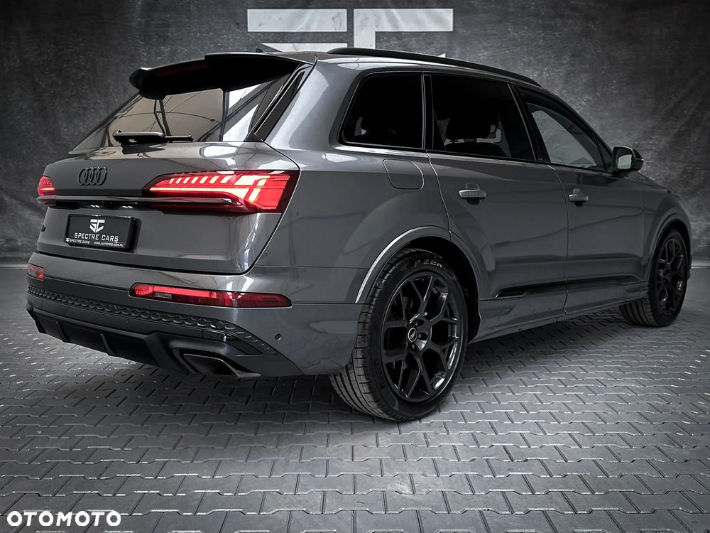 Audi Q7 - 17