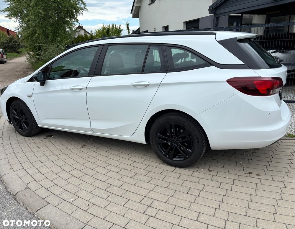 Opel Astra 1.5 D Start/Stop 2020 - 19