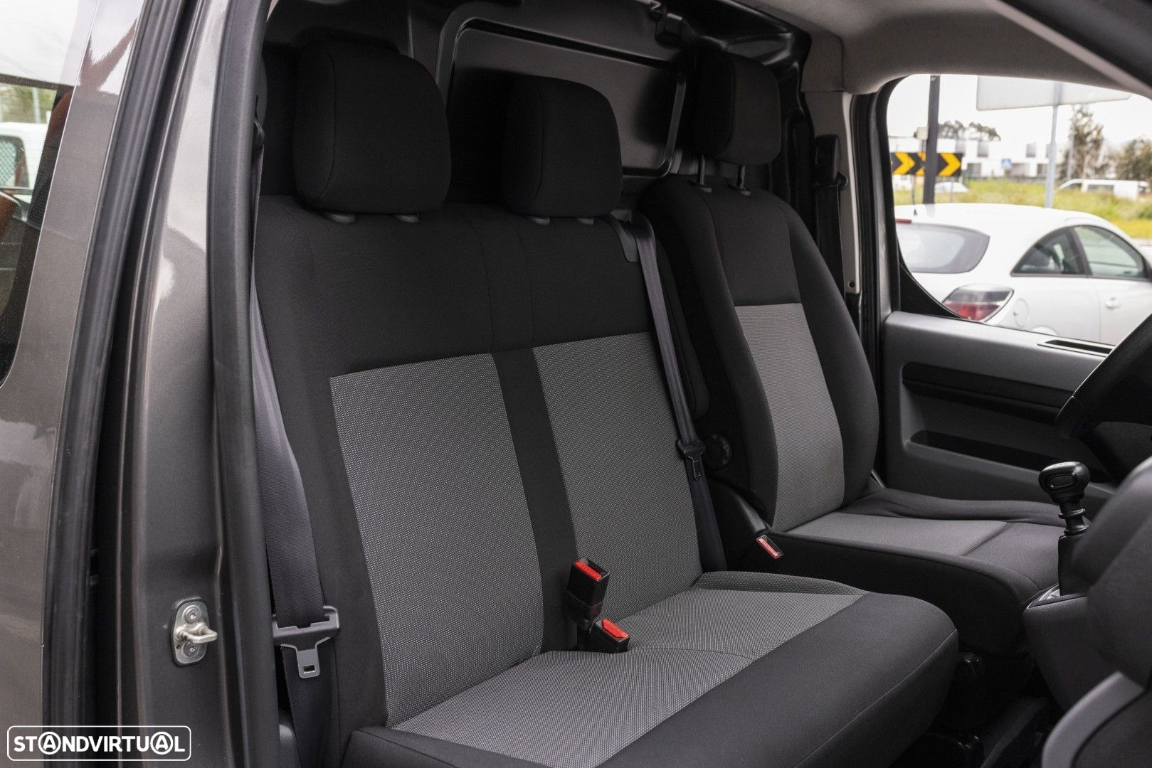 Citroën Jumpy 2.0 BlueHDi XL Club Confort Semi-Vidrado - 14