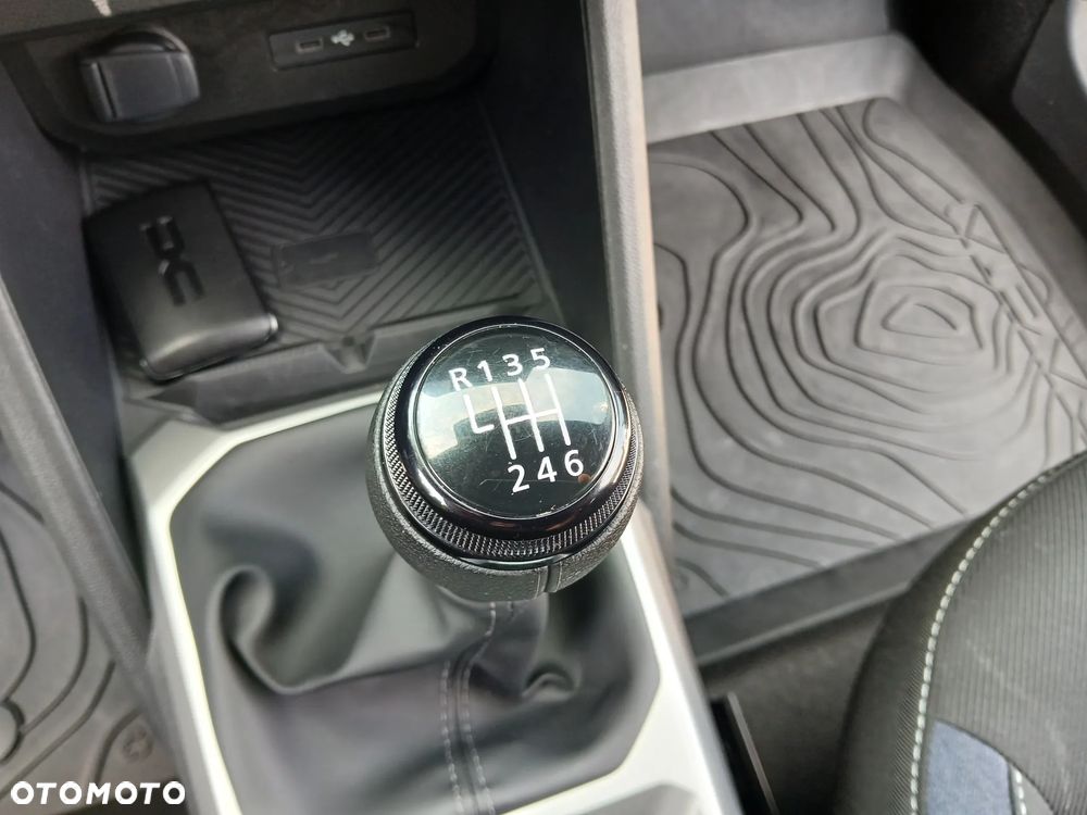 Dacia Duster 1.0 TCe Journey - 32