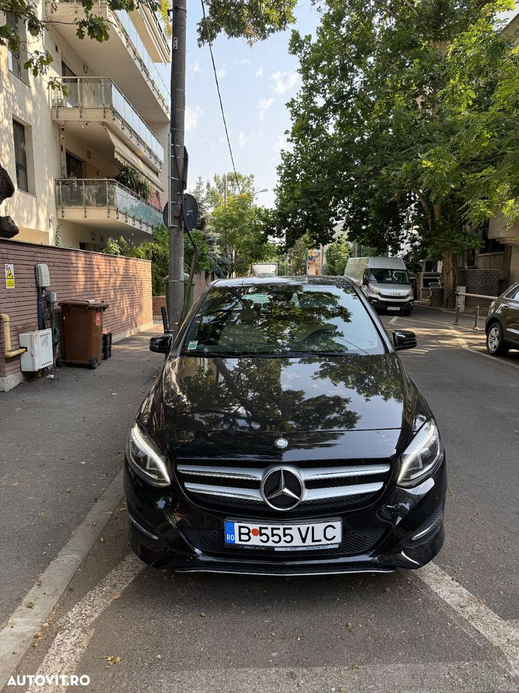 Mercedes-Benz B - 1