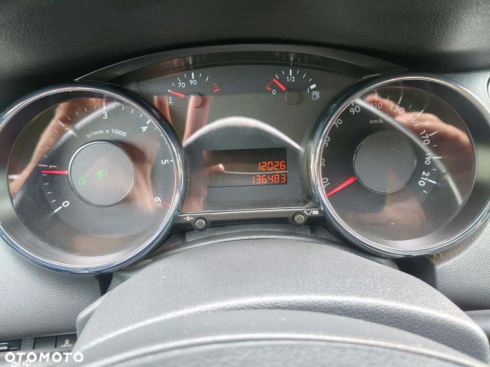 Peugeot 5008 1.6 BlueHDi Allure - 14