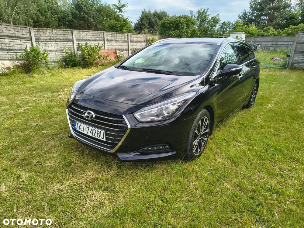 Hyundai i40 Kombi 1.7 CRDi DCT Premium - 1