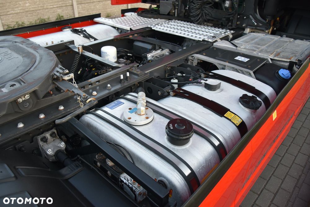 Volvo FH4 460 GLOBETROTTER / HYDRAULIKA / REGULOWANE SIODŁO / TV / STANDART / ASO VOLVO SALON POLSKA JAK NOWE ! ! ! - 18