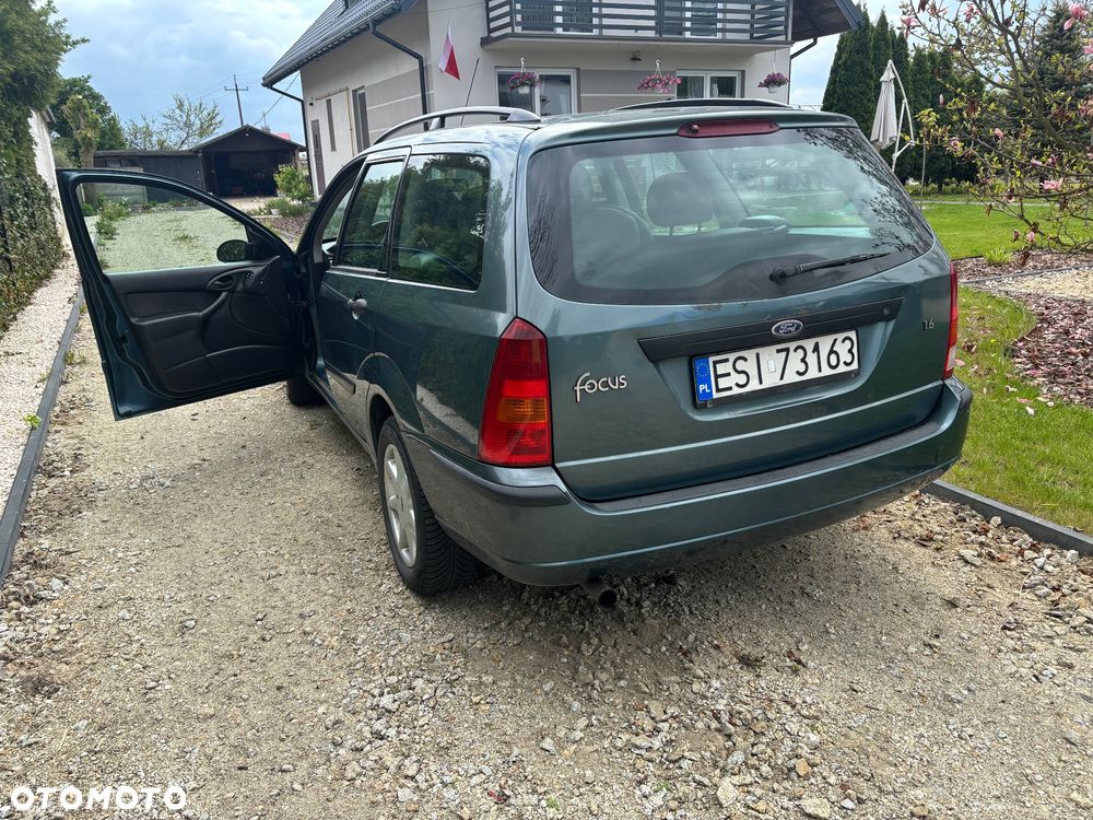 Ford Focus 1.6 Comfort - 3