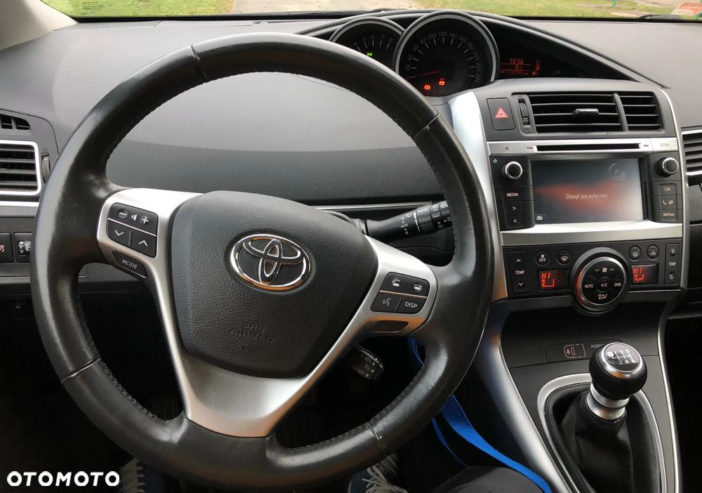 Toyota Verso 1.8 Premium 7os - 7