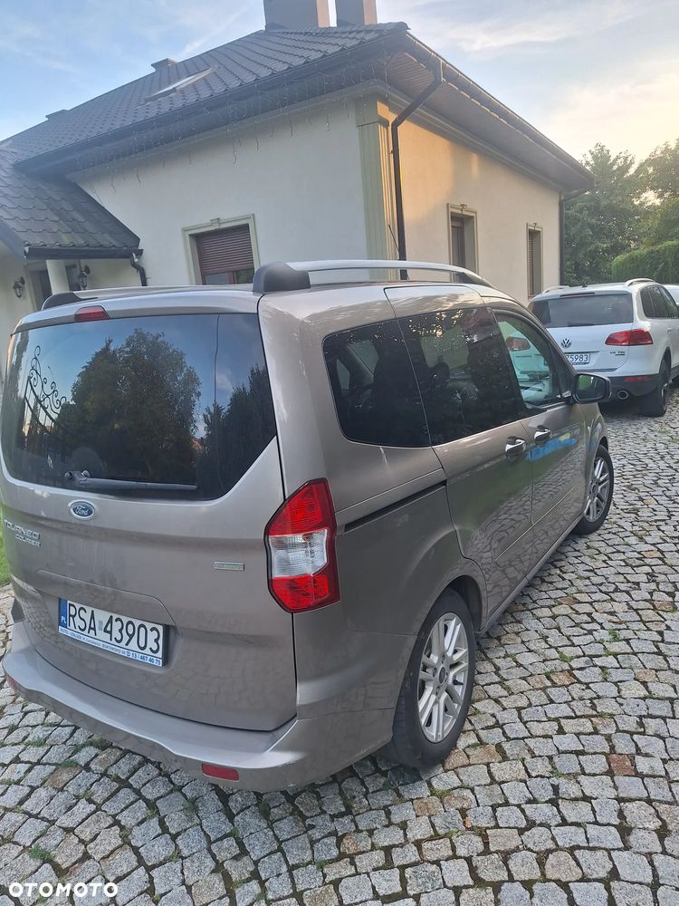Ford Tourneo Courier 1.0 EcoBoost Trend - 6