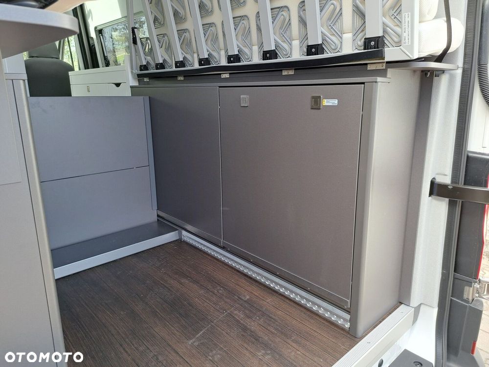 Volkswagen Crafter - 11
