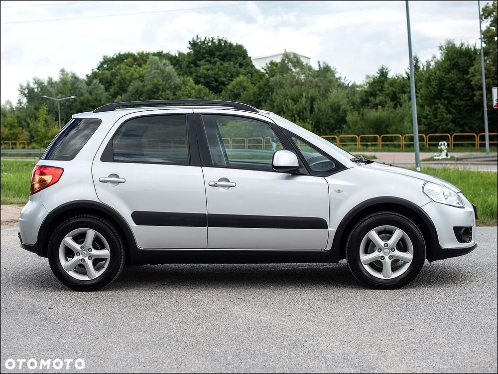 Suzuki SX4 1.6 VVT 4x4 Comfort - 5