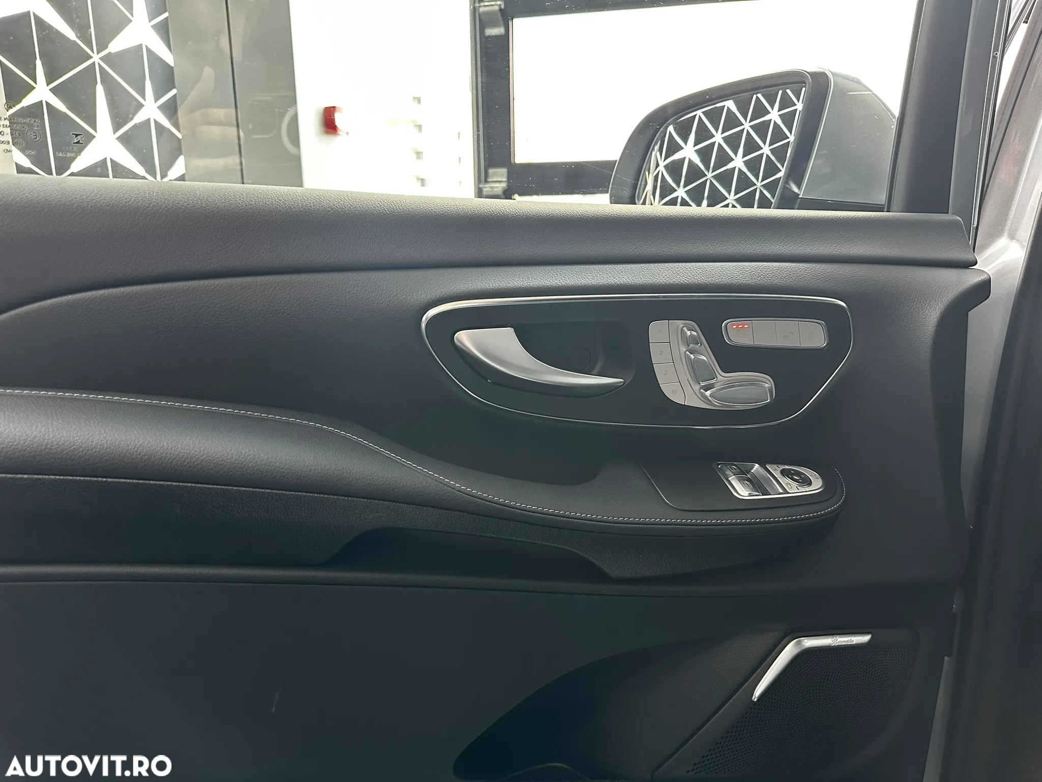 Mercedes-Benz V 300 d Combi Extra-lung 237 CP RWD 9AT Avantgarde - 8