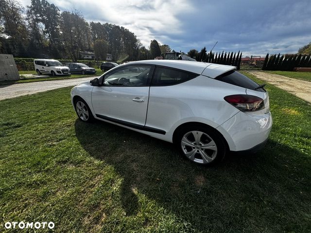 Renault Megane 1.5 dCi Expression - 8