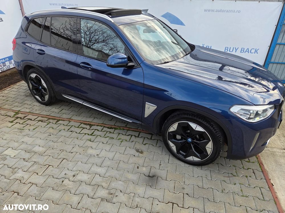BMW iX3 - 2