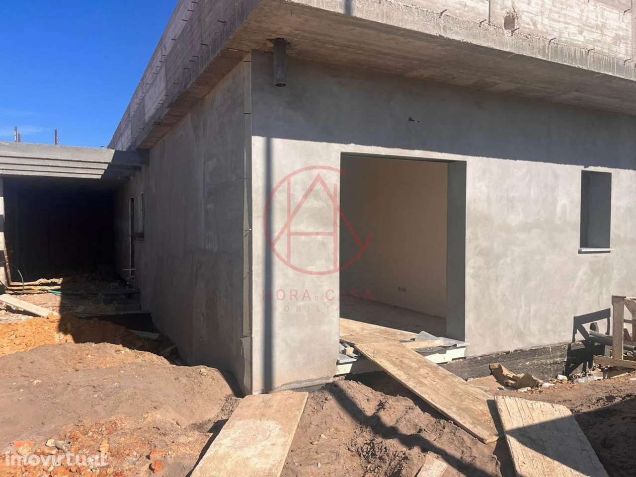 Moradia Térrea T4 Nova - Grande imagem: 2/24