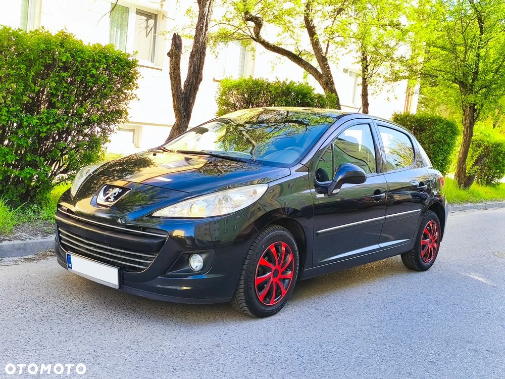 Peugeot 207 1.4 HDi Millesim 200 - 22
