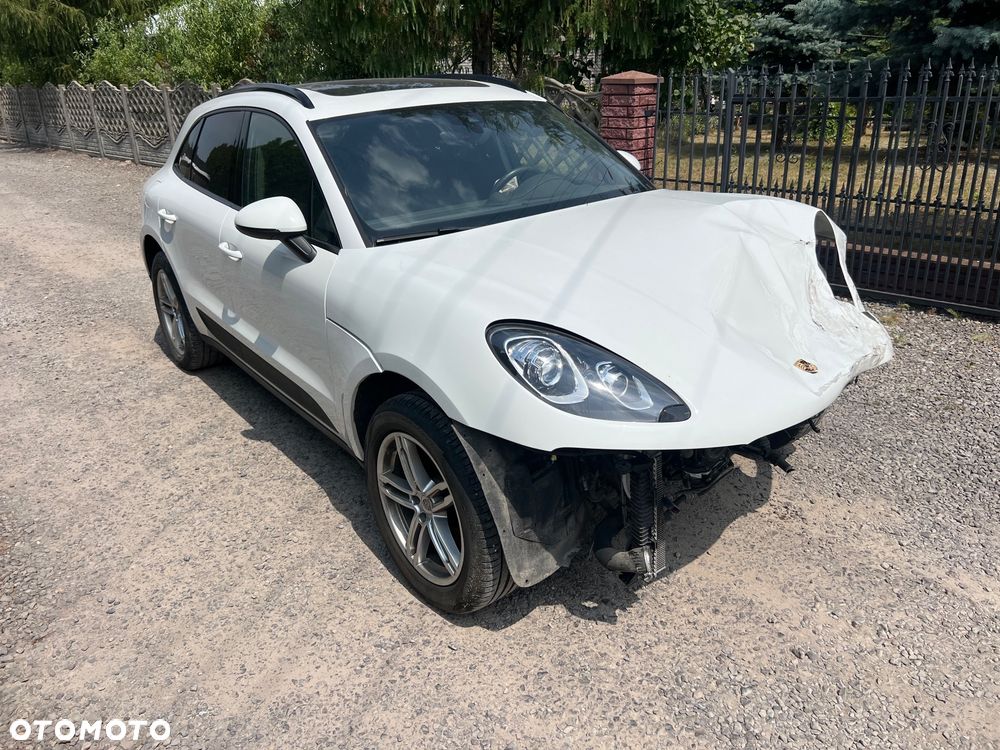 Porsche Macan PDK - 1
