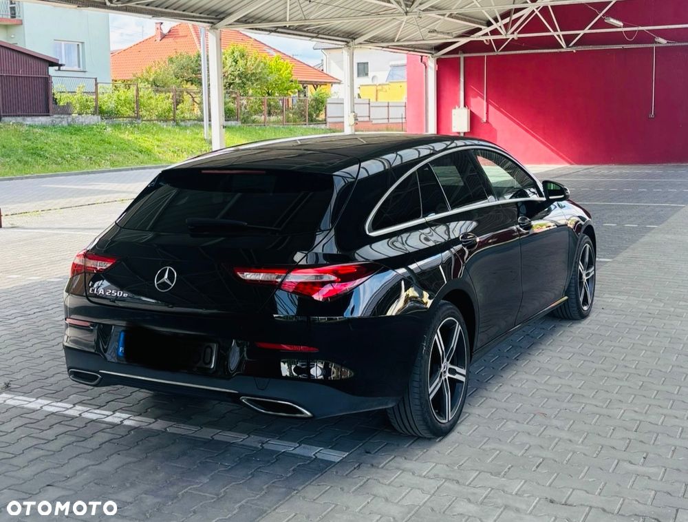 Mercedes-Benz CLA 250 e 8G-DCT Progressive - 5