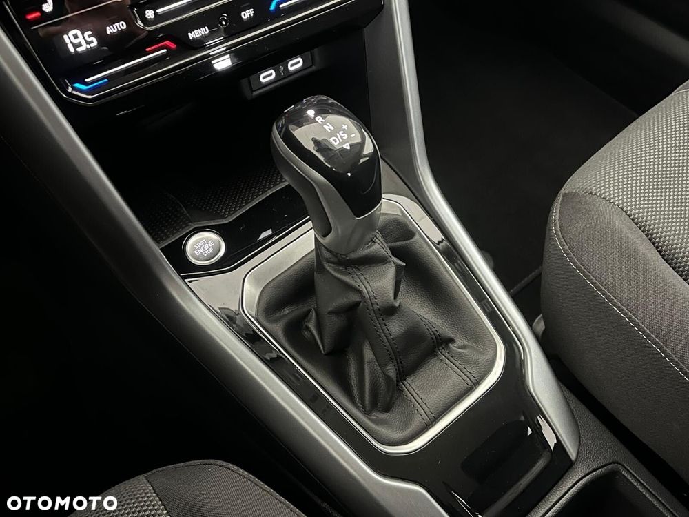 Volkswagen T-Roc 1.5 TSI Life DSG - 25