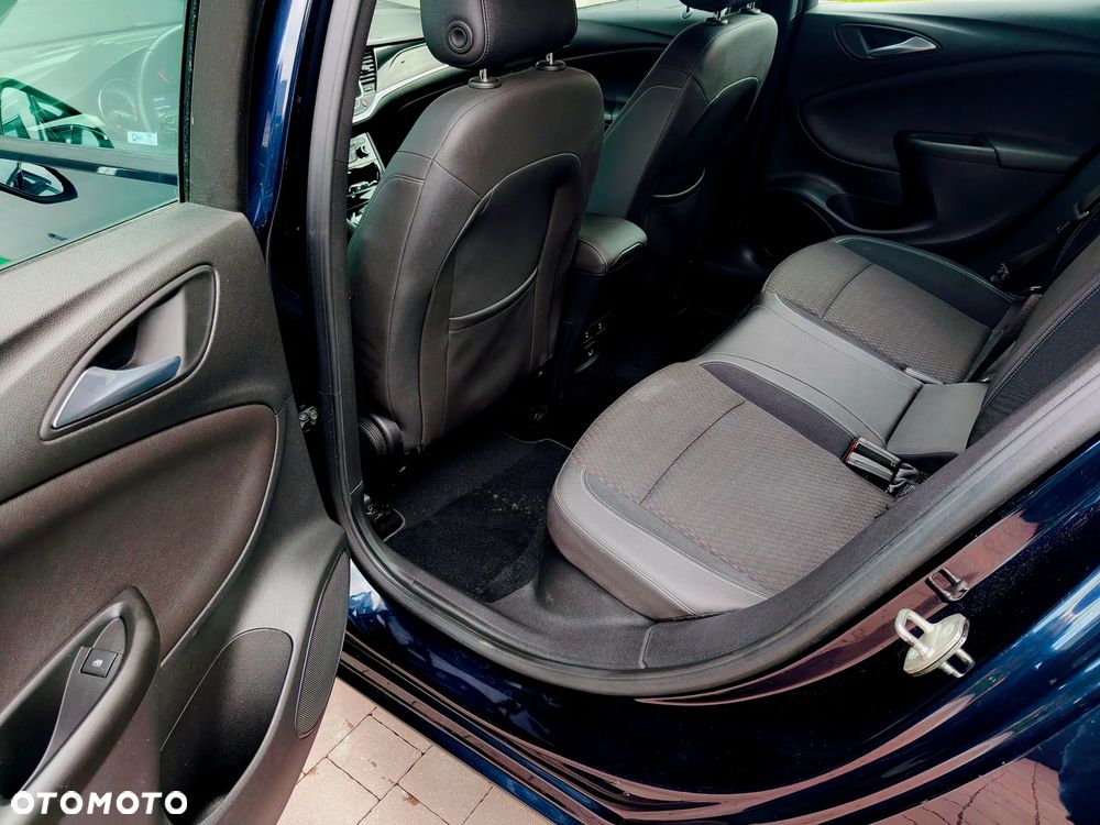 Opel Astra 1.4 Turbo Innovation - 10