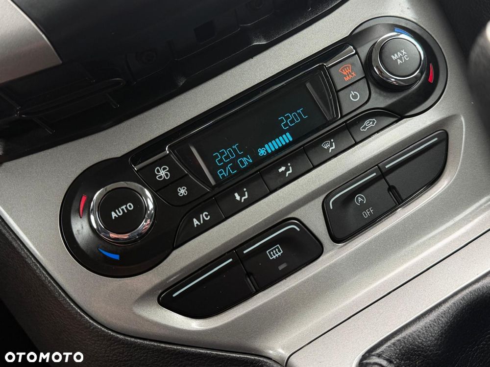 Ford Focus 1.0 EcoBoost Trend - 24
