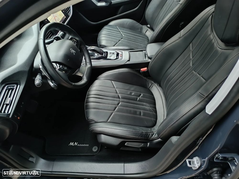 Peugeot 308 PureTech 130 EAT8 Allure - 9